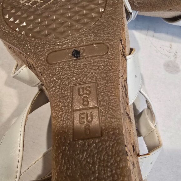 Women's Aerosole White Cork Wedge Sandals size 8 3" Heel - Picture 5 of 9